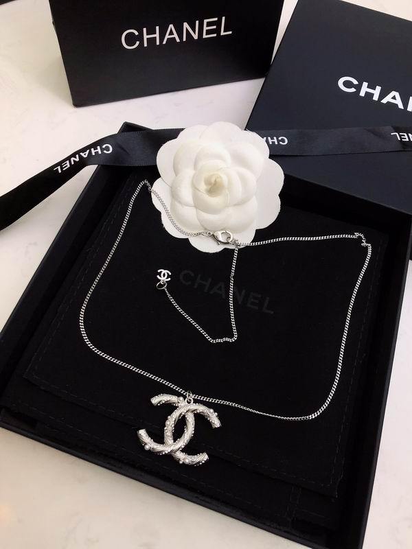 Chanel Necklaces 17